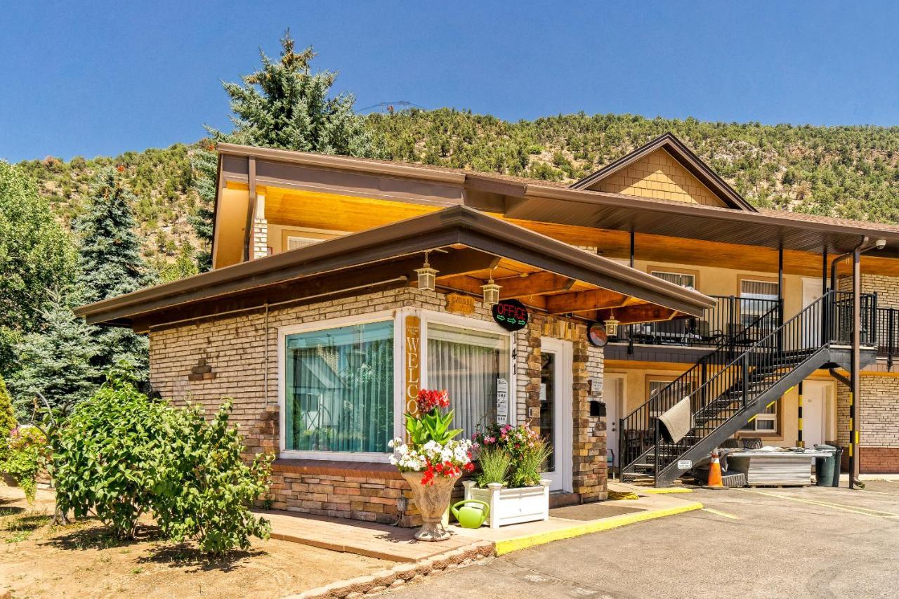 Glenwood Springs Inn Exterior photo